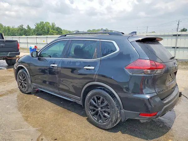 5N1AT2MT3JC812934 2018 NISSAN ROGUE - Image 2