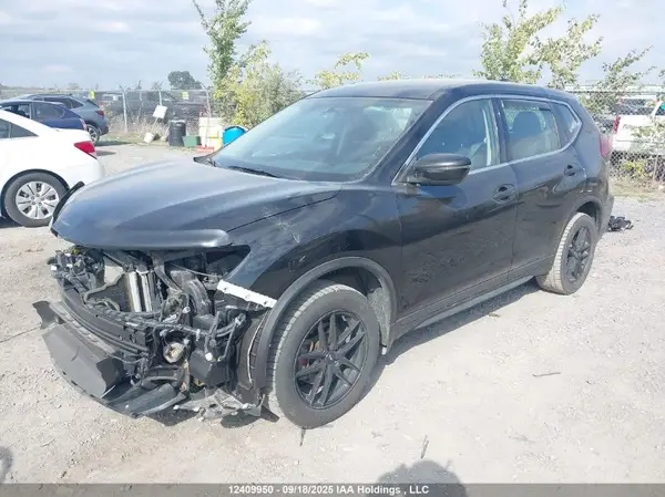 5N1AT2MT3JC823786 2018 NISSAN ROGUE - Image 2
