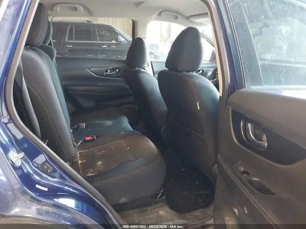5N1AT2MT3JC824713 2018 NISSAN ROGUE - Image 8