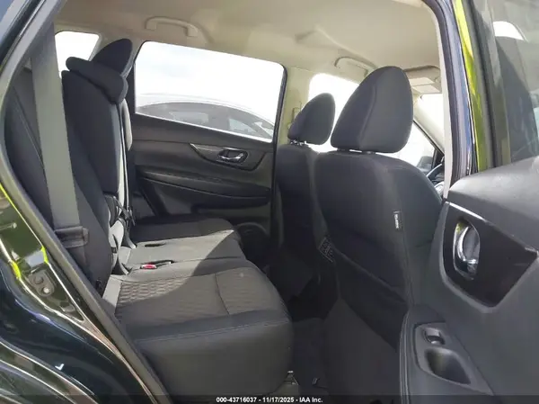 5N1AT2MT3JC834089 2018 NISSAN ROGUE - Image 8