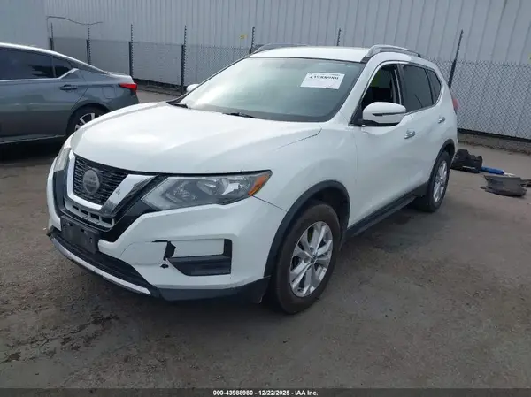 5N1AT2MT3JC839860 2018 NISSAN ROGUE - Image 2