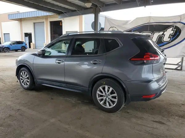5N1AT2MT3JC844783 2018 NISSAN ROGUE - Image 2