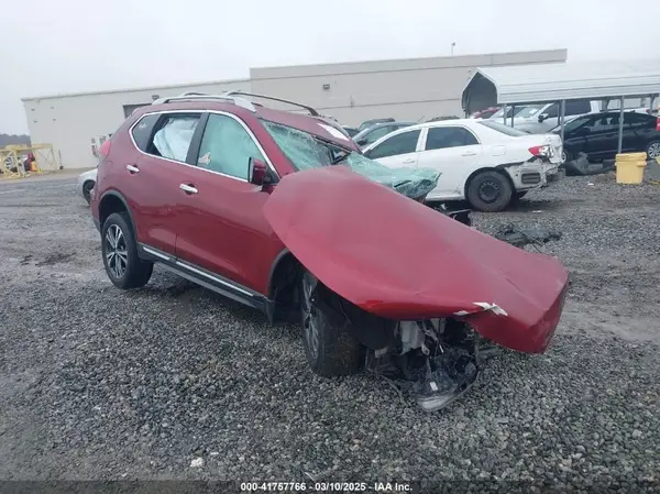 5N1AT2MT3JC847263 2018 NISSAN ROGUE - Image 1