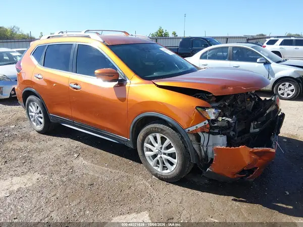 5N1AT2MT3KC704248 2019 NISSAN ROGUE - Image 1