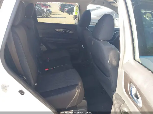 5N1AT2MT3KC705108 2019 NISSAN ROGUE - Image 8