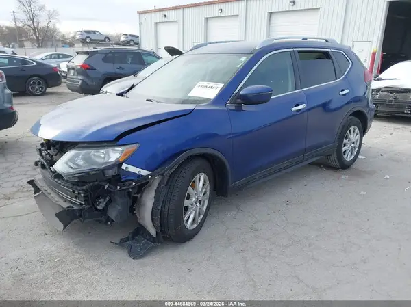 5N1AT2MT3KC705691 2019 NISSAN ROGUE - Image 2