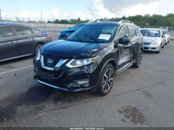 5N1AT2MT3KC706114 2019 NISSAN ROGUE - Image 2