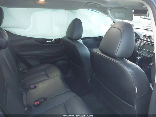 5N1AT2MT3KC706114 2019 NISSAN ROGUE - Image 8