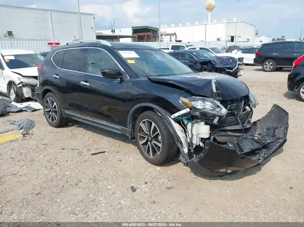 5N1AT2MT3KC706811 2019 NISSAN ROGUE - Image 1