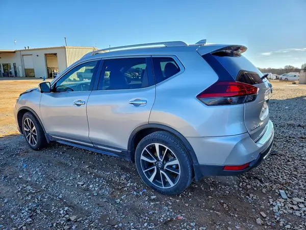 5N1AT2MT3KC709613 2019 NISSAN ROGUE - Image 2