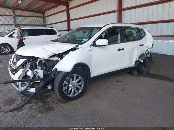 5N1AT2MT3KC718926 2019 NISSAN ROGUE - Image 2