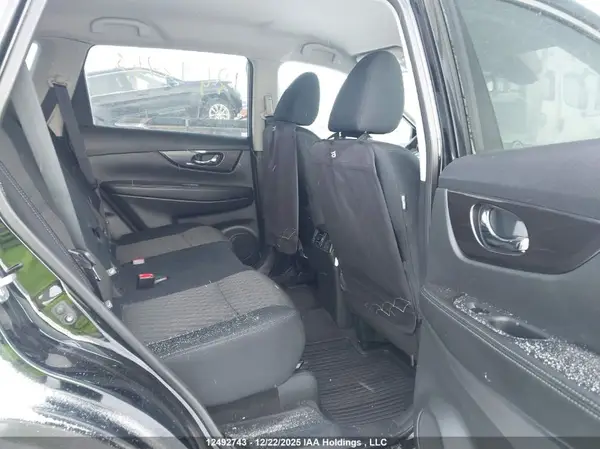 5N1AT2MT3KC729005 2019 NISSAN ROGUE - Image 8