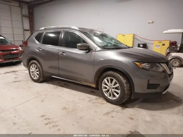 5N1AT2MT3KC755166 2019 NISSAN ROGUE - Image 1