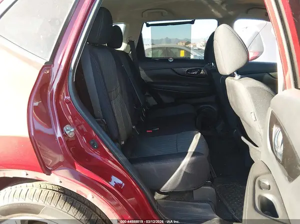5N1AT2MT3KC760013 2019 NISSAN ROGUE - Image 8