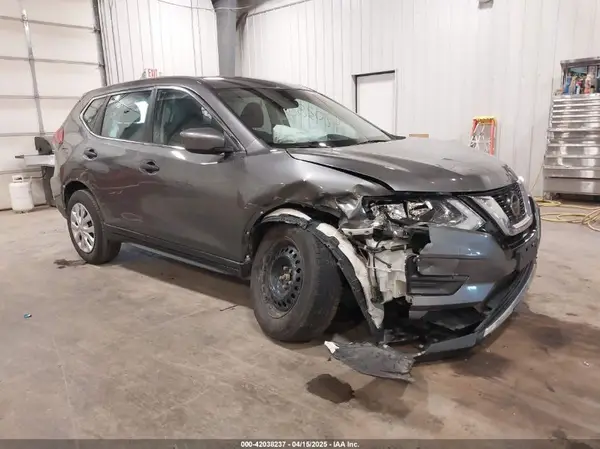 5N1AT2MT3KC772324 2019 NISSAN ROGUE - Image 1