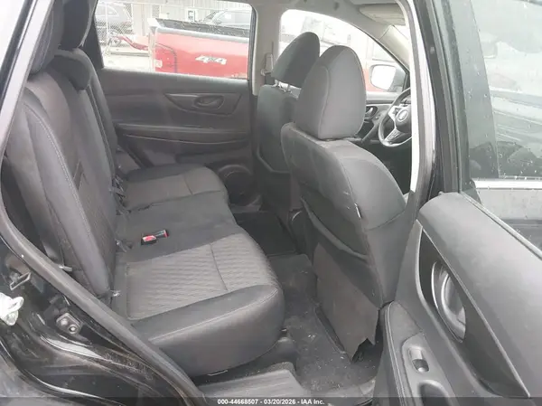 5N1AT2MT3KC797322 2019 NISSAN ROGUE - Image 8