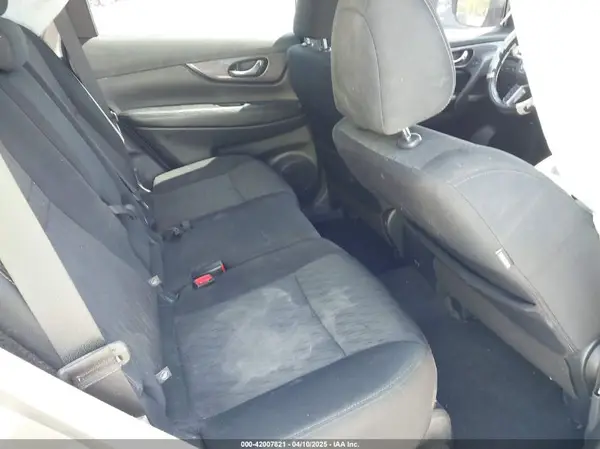 5N1AT2MT3KC800414 2019 NISSAN ROGUE - Image 8