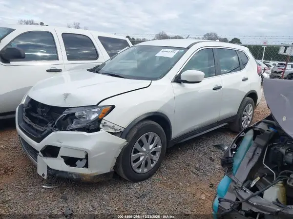 5N1AT2MT3KC801126 2019 NISSAN ROGUE - Image 2