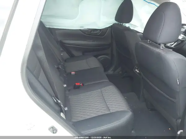 5N1AT2MT3KC801126 2019 NISSAN ROGUE - Image 8
