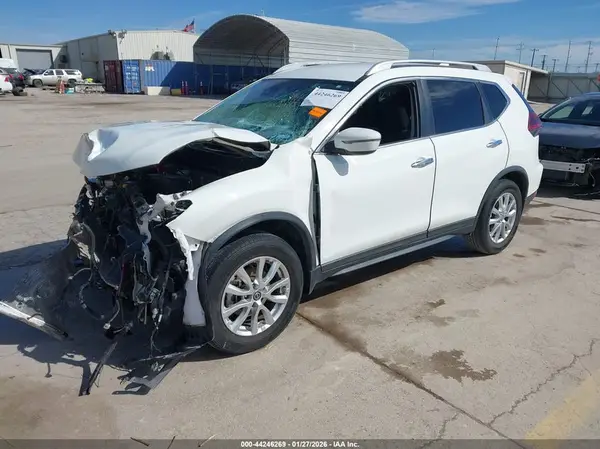 5N1AT2MT3KC830853 2019 NISSAN ROGUE - Image 2