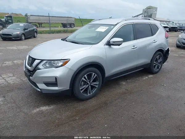 5N1AT2MT3KC831016 2019 NISSAN ROGUE - Image 2