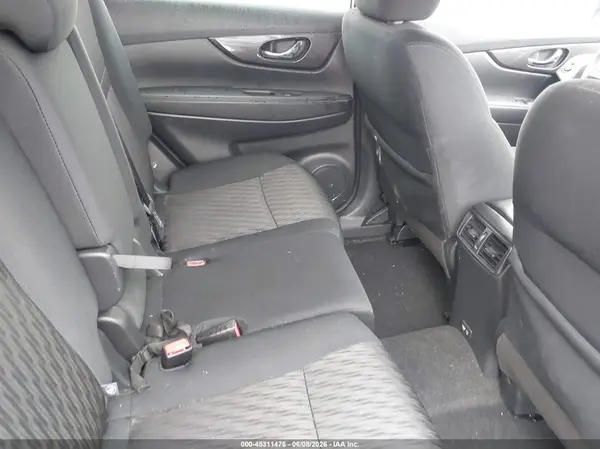 5N1AT2MT3KC831016 2019 NISSAN ROGUE - Image 8