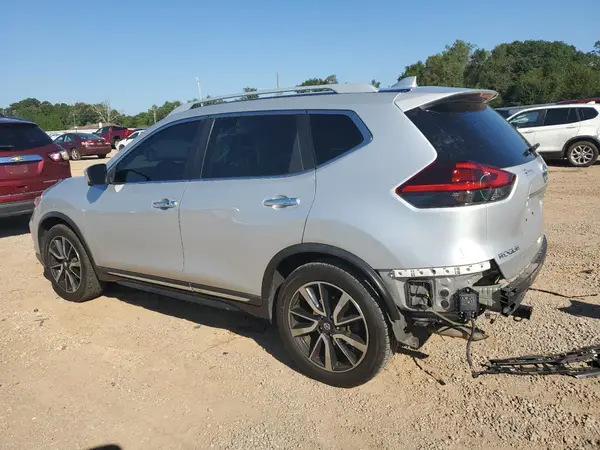 5N1AT2MT3LC715753 2020 NISSAN ROGUE - Image 2