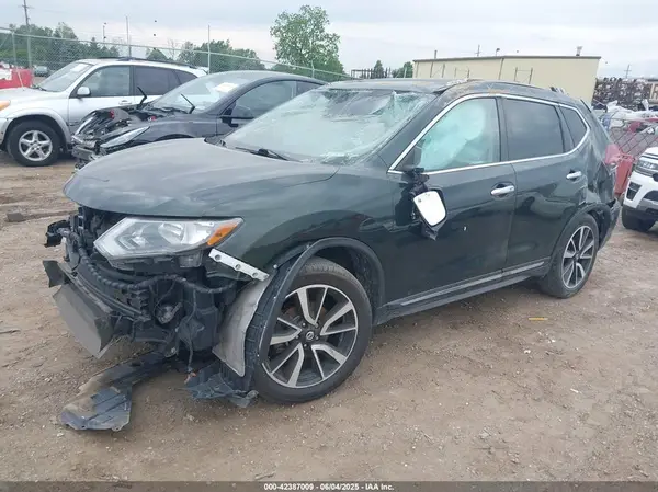 5N1AT2MT3LC739633 2020 NISSAN ROGUE - Image 2