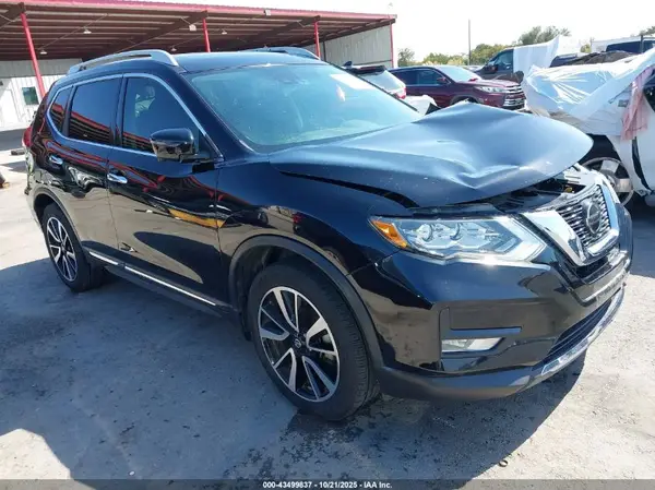 5N1AT2MT3LC767898 2020 NISSAN ROGUE - Image 1