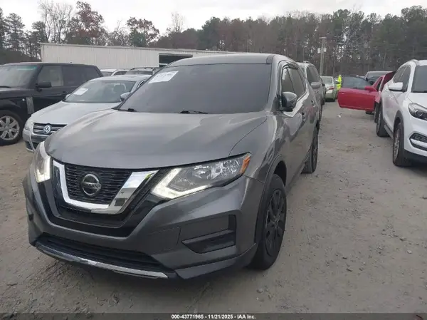 5N1AT2MT3LC777895 2020 NISSAN ROGUE - Image 2