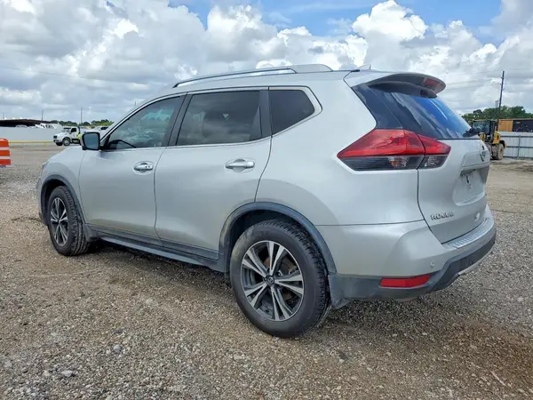 5N1AT2MT3LC789030 2020 NISSAN ROGUE - Image 2