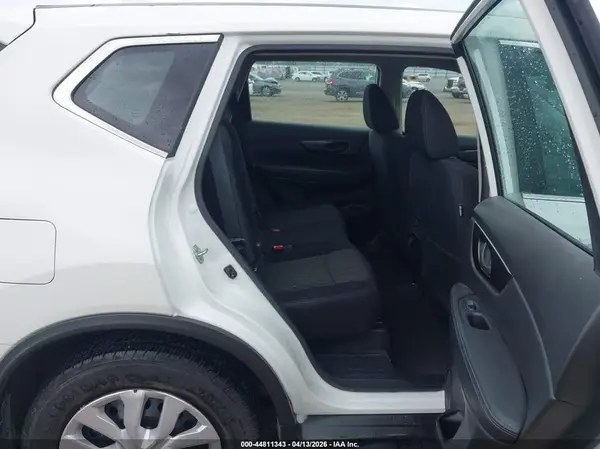 5N1AT2MT3LC815559 2020 NISSAN ROGUE - Image 8