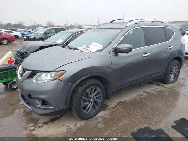 5N1AT2MT4GC730803 2016 NISSAN ROGUE - Image 2