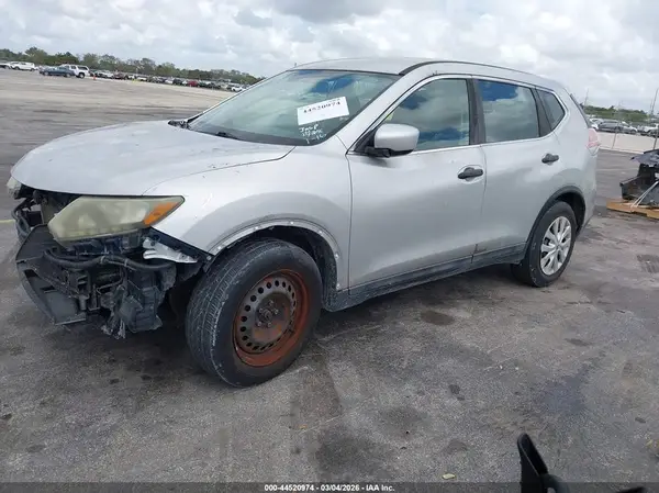 5N1AT2MT4GC740649 2016 NISSAN ROGUE - Image 2