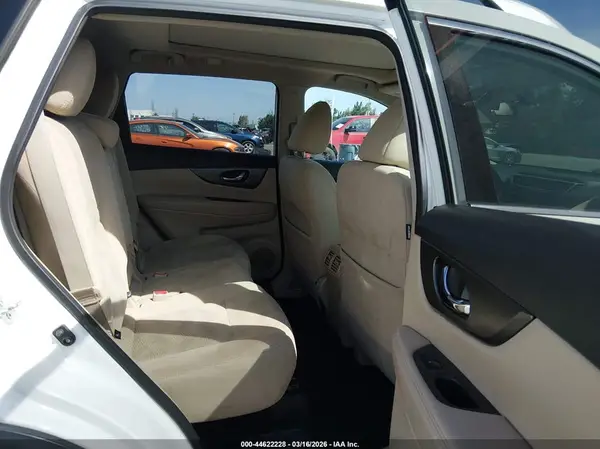 5N1AT2MT4GC740991 2016 NISSAN ROGUE - Image 8