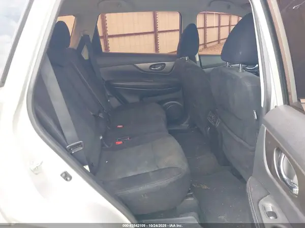5N1AT2MT4GC753224 2016 NISSAN ROGUE - Image 8