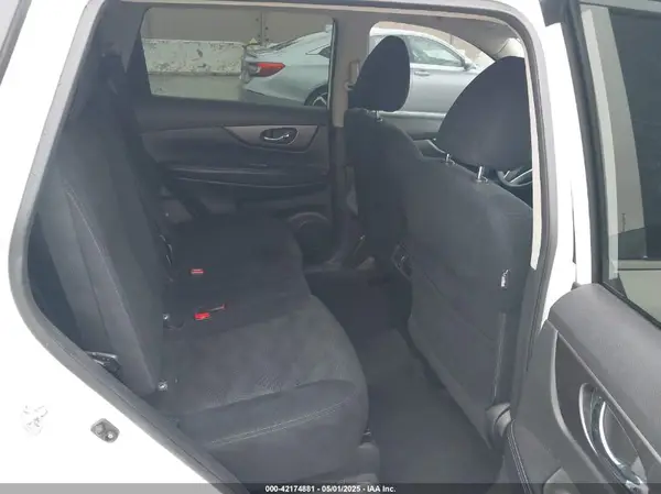 5N1AT2MT4GC784277 2016 NISSAN ROGUE - Image 8