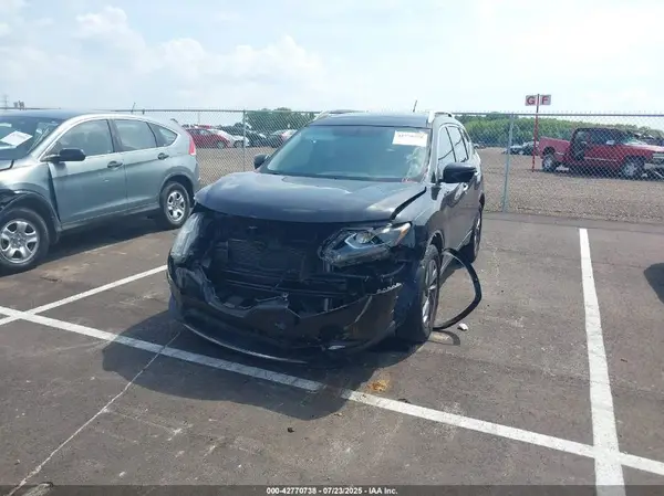 5N1AT2MT4GC788765 2016 NISSAN ROGUE - Image 2