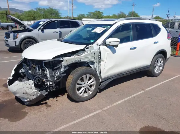 5N1AT2MT4GC790158 2016 NISSAN ROGUE - Image 2
