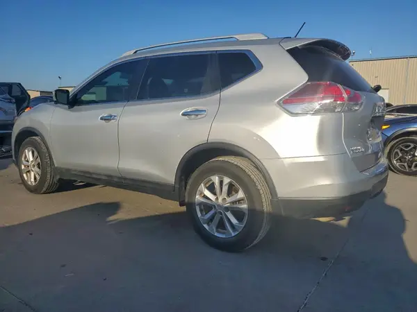 5N1AT2MT4GC806794 2016 NISSAN ROGUE - Image 2