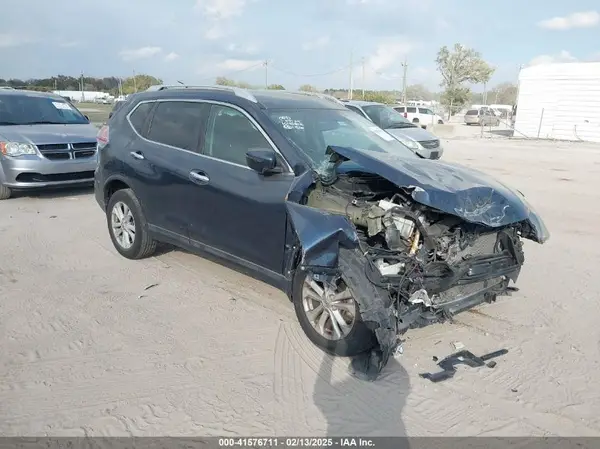 5N1AT2MT4GC812921 2016 NISSAN ROGUE - Image 1