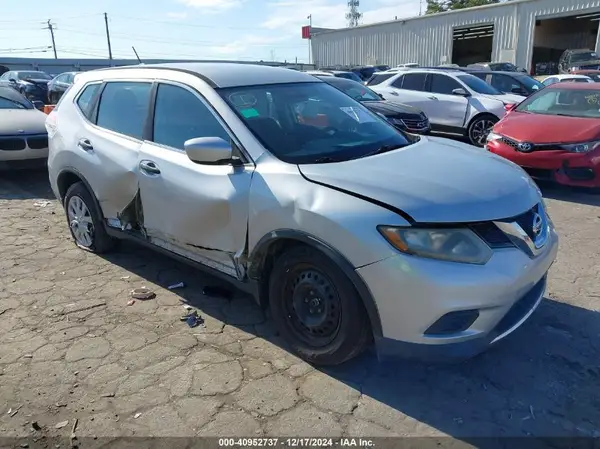 5N1AT2MT4GC814149 2016 NISSAN ROGUE - Image 1