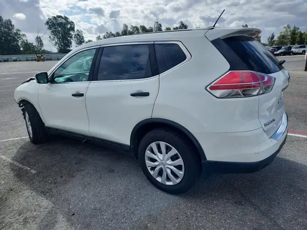 5N1AT2MT4GC844767 2016 NISSAN ROGUE - Image 2