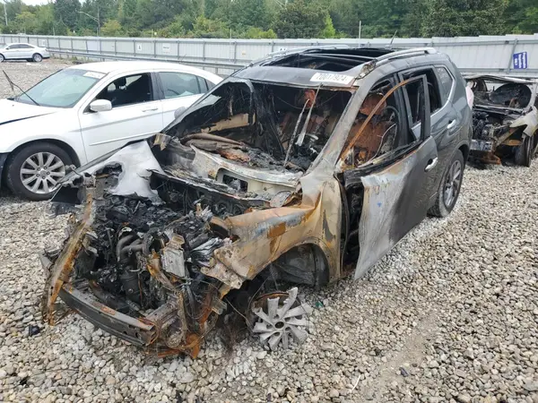 5N1AT2MT4GC866249 2016 NISSAN ROGUE - Image 1