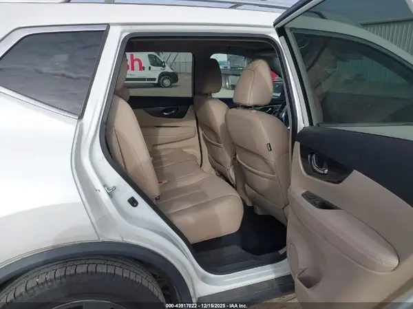 5N1AT2MT4GC884511 2016 NISSAN ROGUE - Image 8