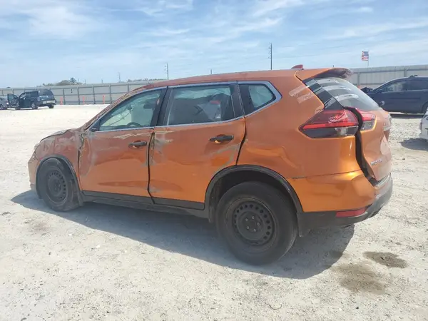 5N1AT2MT4HC733962 2017 NISSAN ROGUE - Image 2