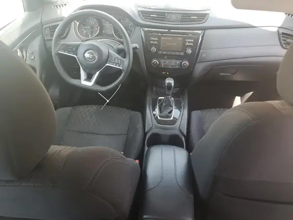 5N1AT2MT4HC733962 2017 NISSAN ROGUE - Image 8