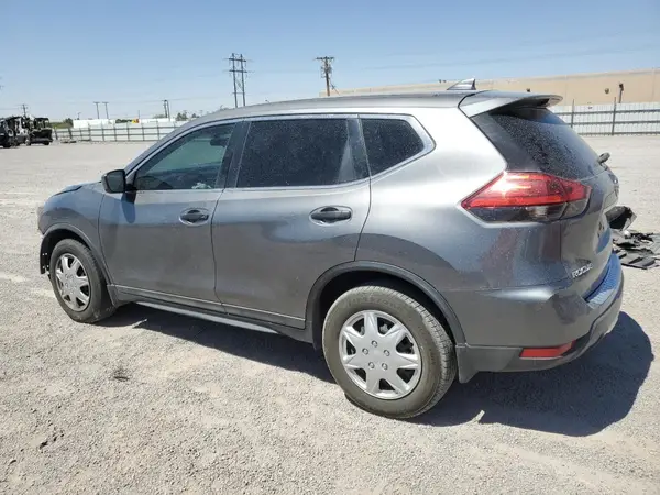 5N1AT2MT4HC738773 2017 NISSAN ROGUE - Image 2