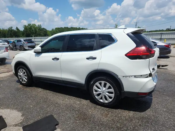 5N1AT2MT4HC742919 2017 NISSAN ROGUE - Image 2