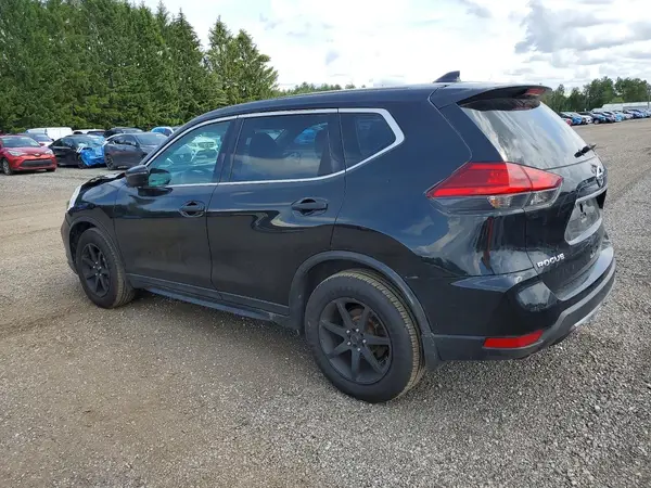 5N1AT2MT4HC743259 2017 NISSAN ROGUE - Image 2